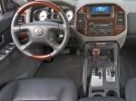 Mitsubishi Montero 5-Door 1999 года